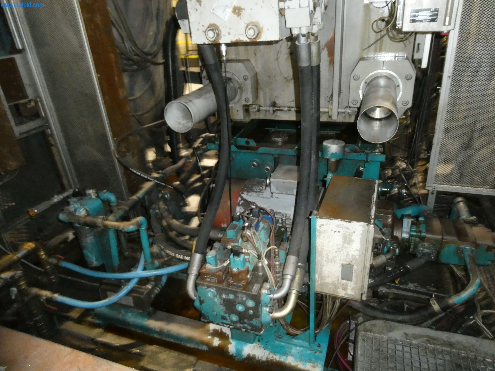 Machines & systems for light metal die casting (powertrain & structural parts)-6