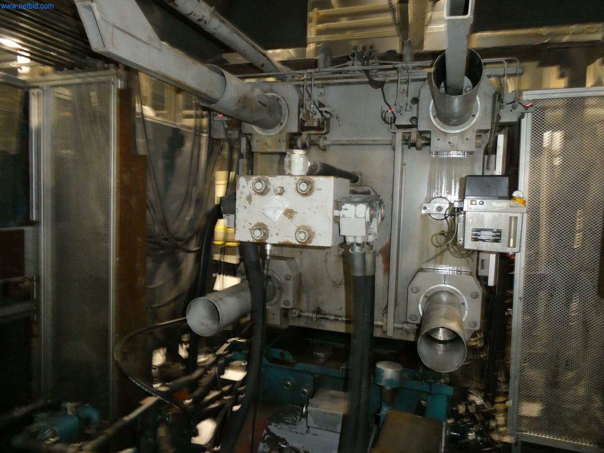 Machines & systems for light metal die casting (powertrain & structural parts)-7