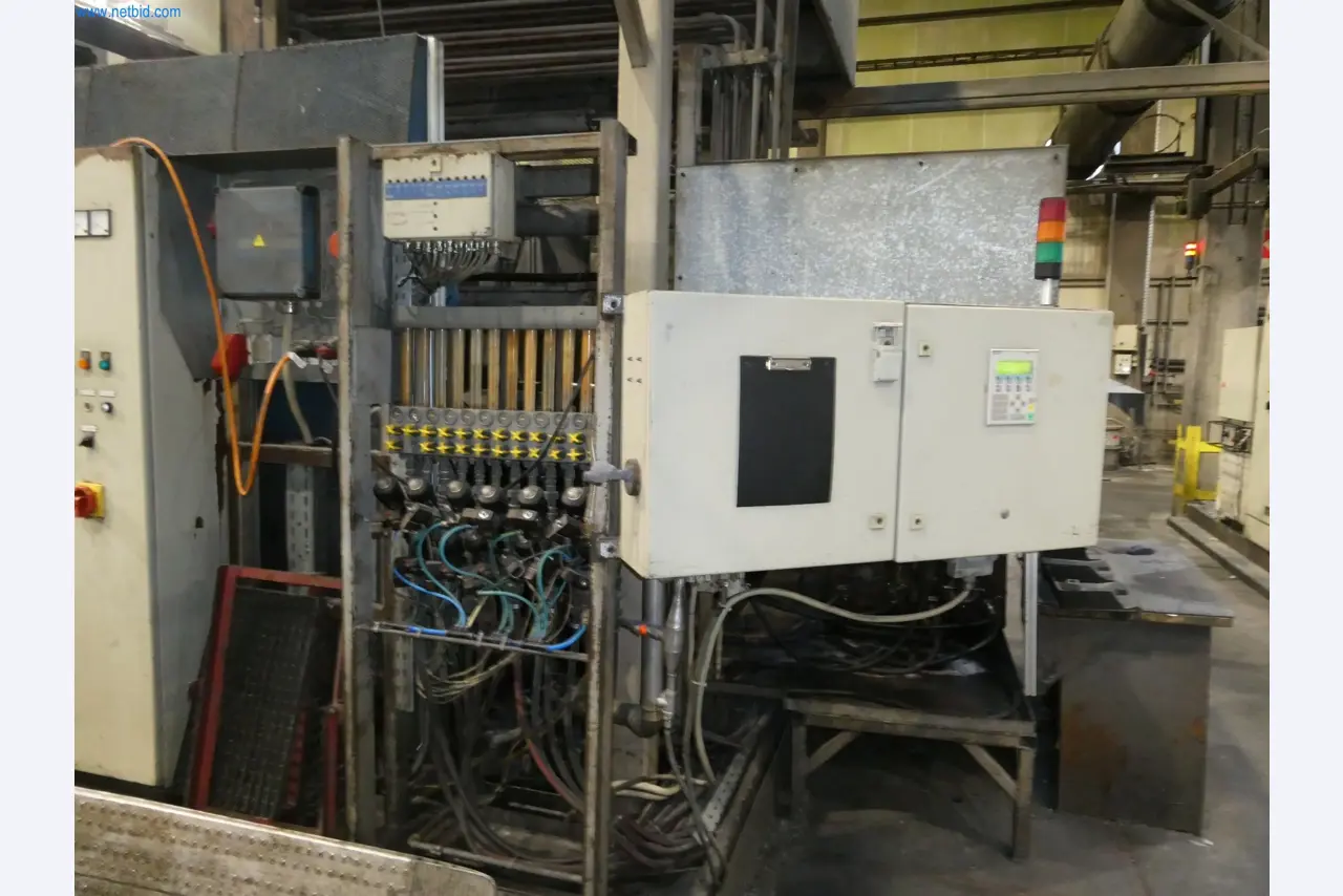 Machines & systems for light metal die casting (powertrain & structural parts)-8