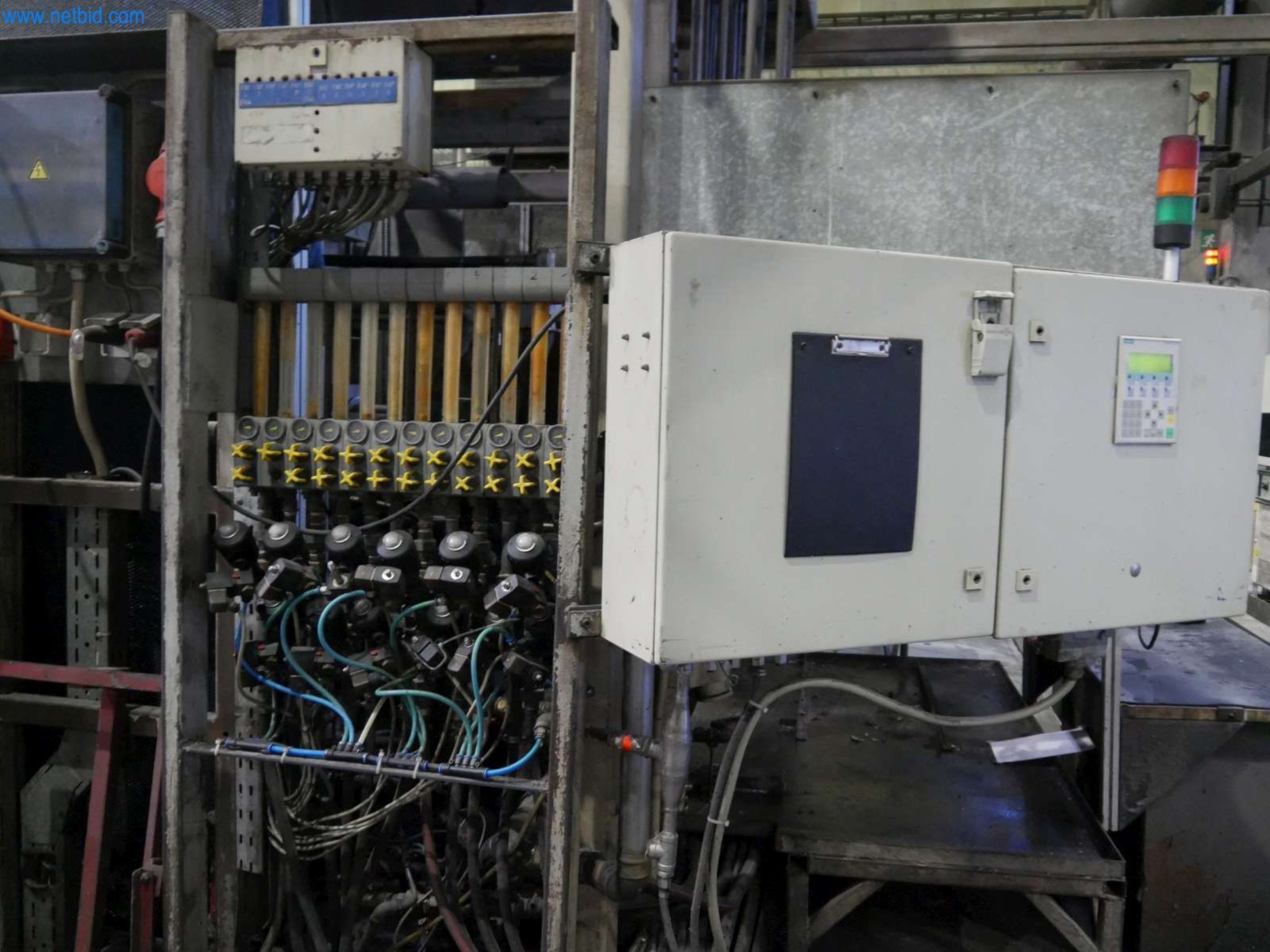 Machines & systems for light metal die casting (powertrain & structural parts)-12