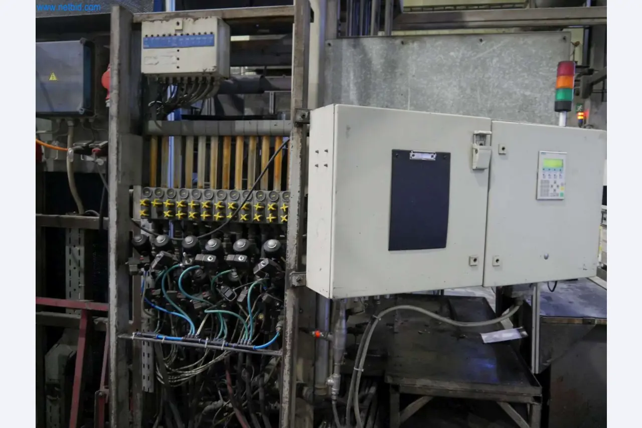 Machines & systems for light metal die casting (powertrain & structural parts)-12