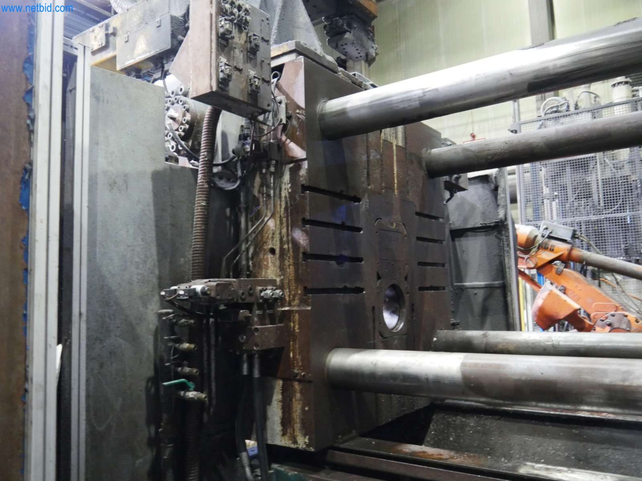 Machines & systems for light metal die casting (powertrain & structural parts)-3