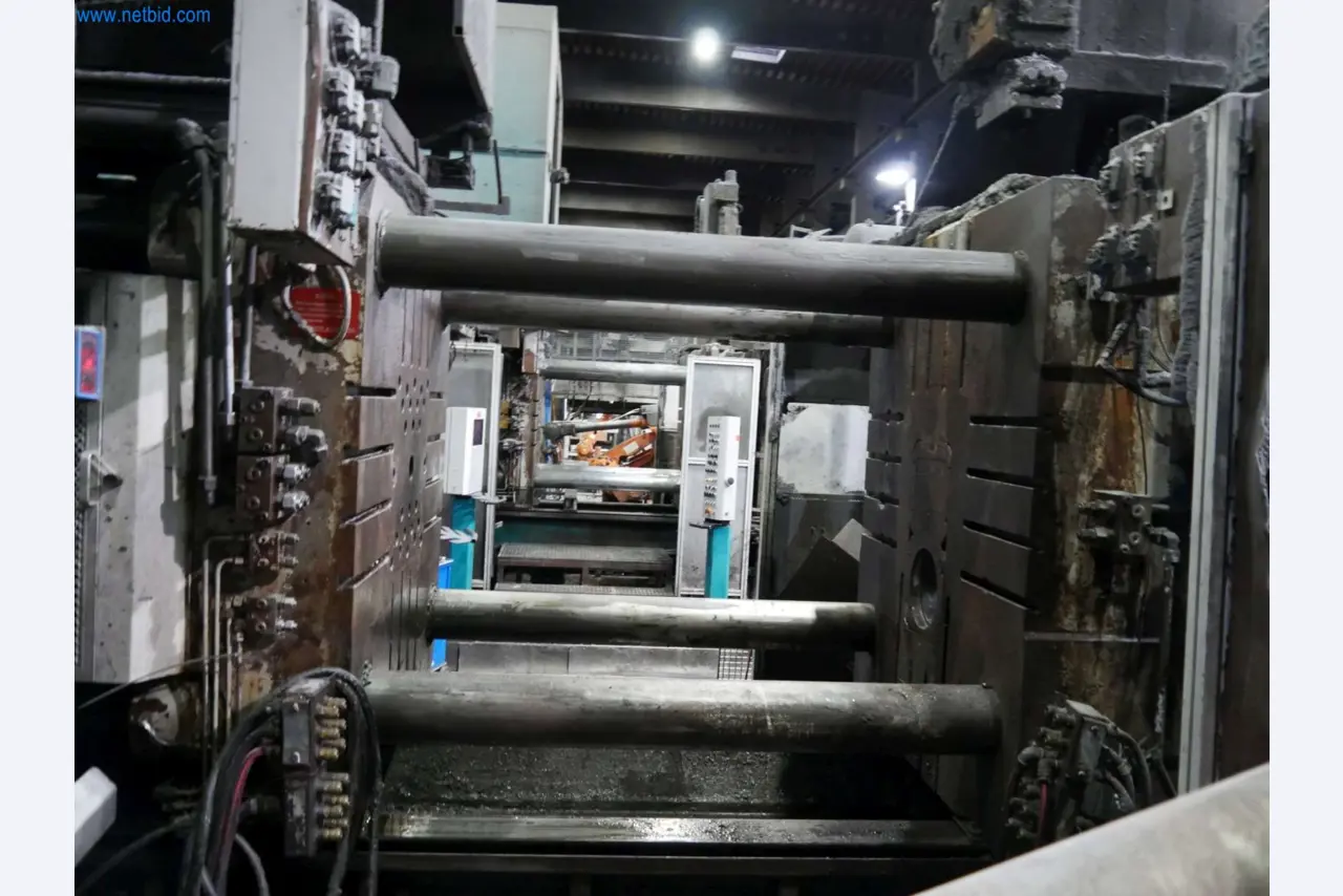 Machines & systems for light metal die casting (powertrain & structural parts)-5