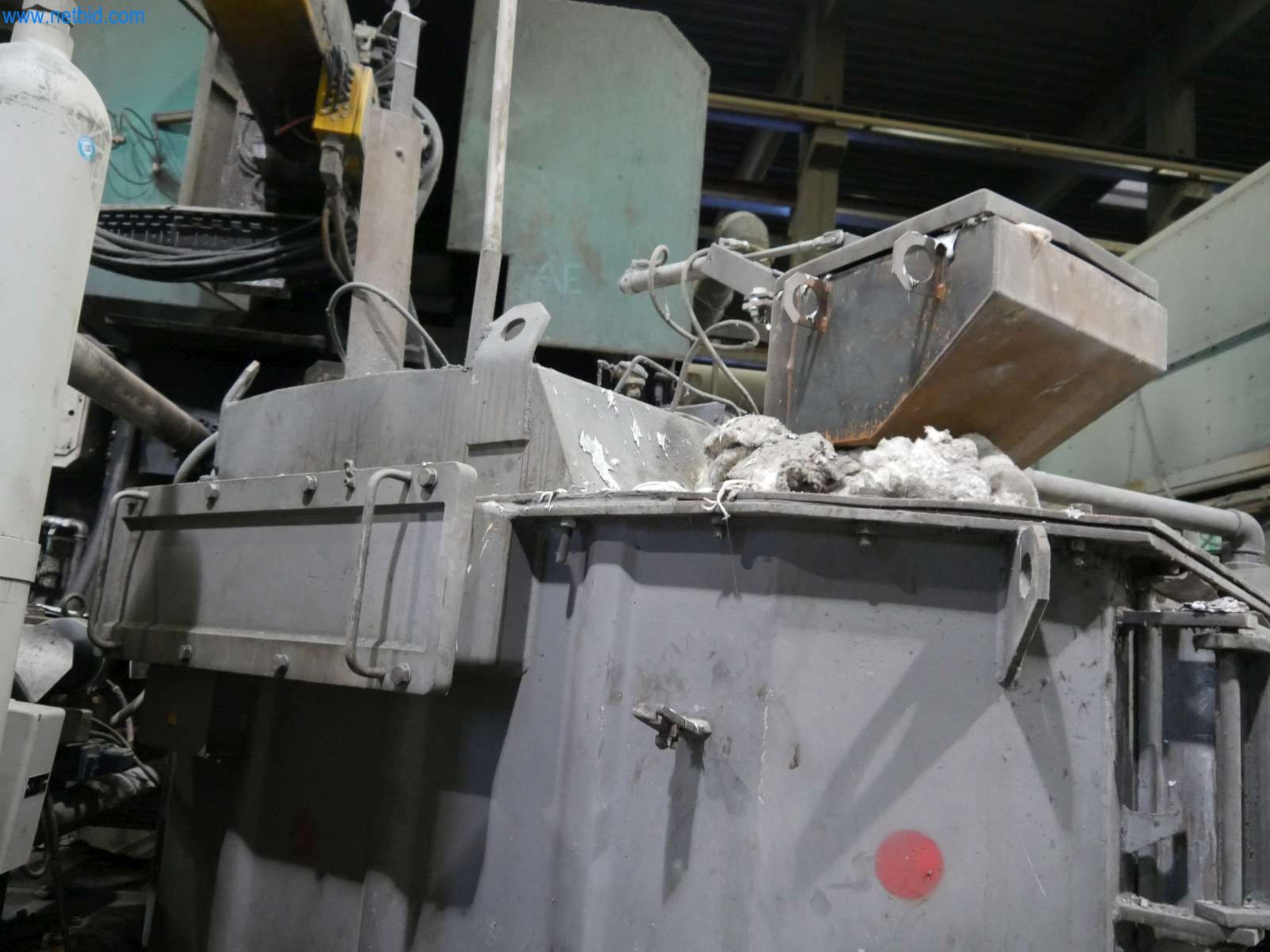 Machines & systems for light metal die casting (powertrain & structural parts)-3