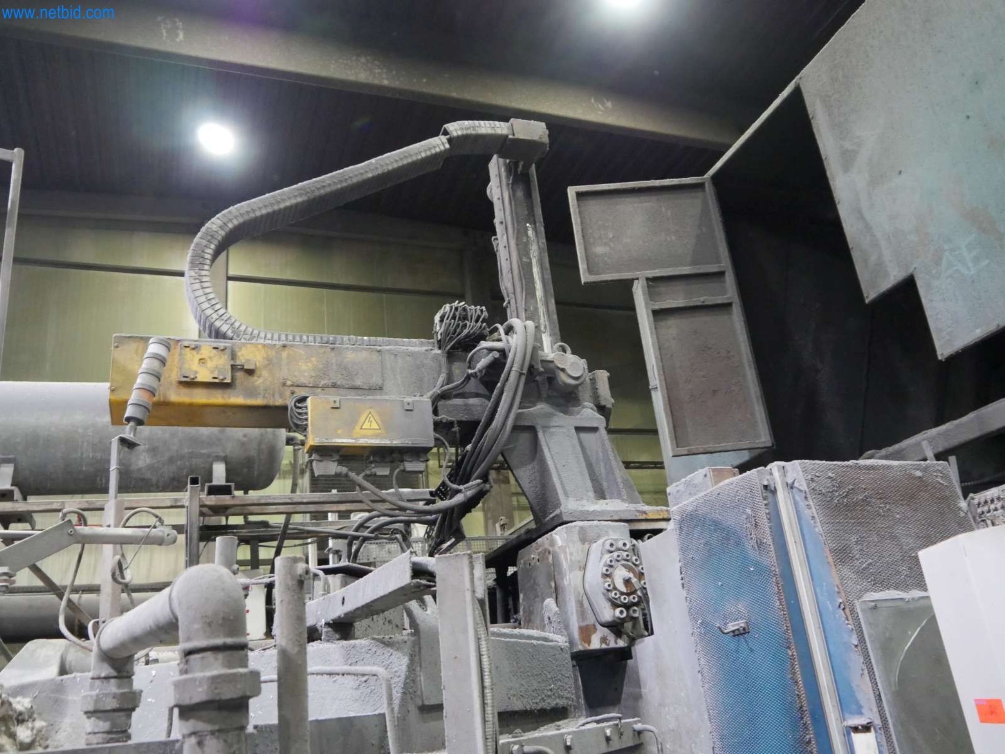 Machines & systems for light metal die casting (powertrain & structural parts)-2