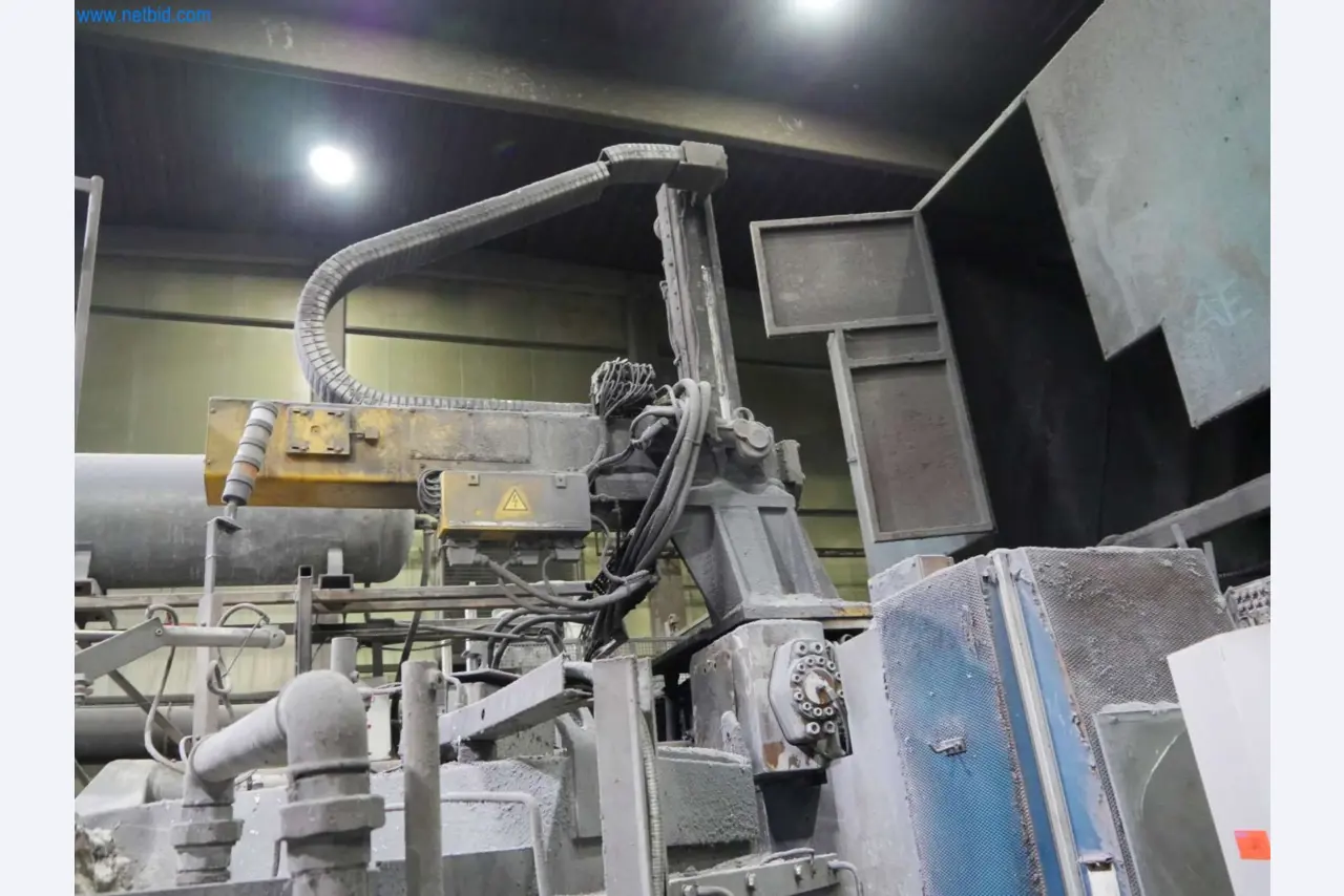 Machines & systems for light metal die casting (powertrain & structural parts)-2