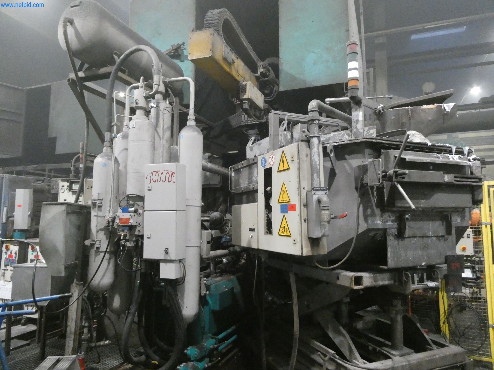 Machines & systems for light metal die casting (powertrain & structural parts)-15