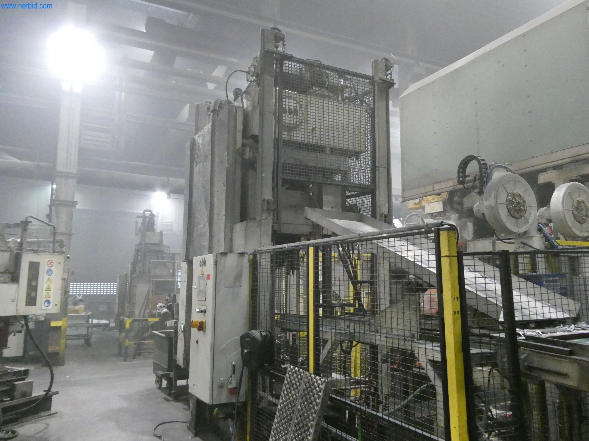 Machines & systems for light metal die casting (powertrain & structural parts)-24