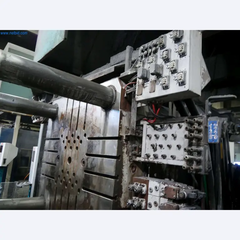 Machines & systems for light metal die casting (powertrain & structural parts)-16