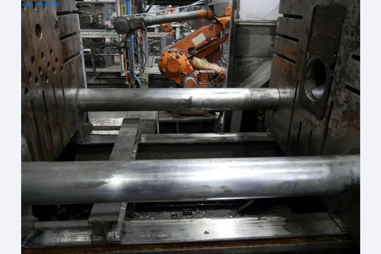 Machines & systems for light metal die casting (powertrain & structural parts)-5