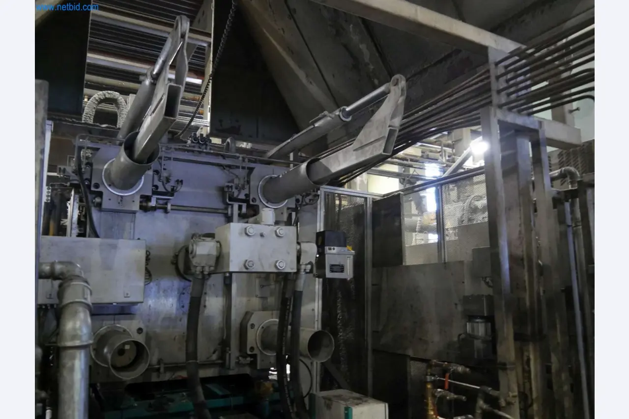 Machines & systems for light metal die casting (powertrain & structural parts)-9