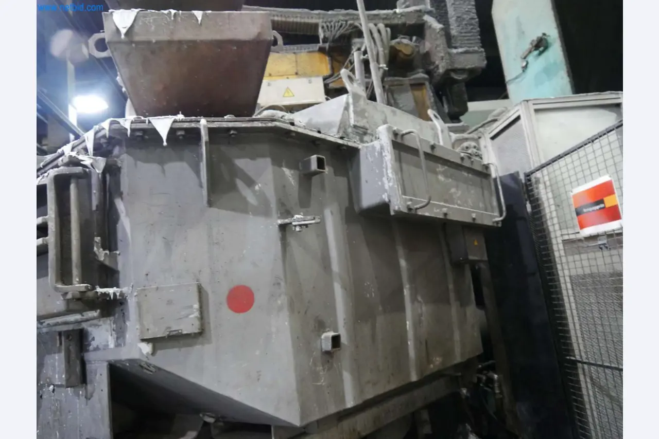 Machines & systems for light metal die casting (powertrain & structural parts)-4