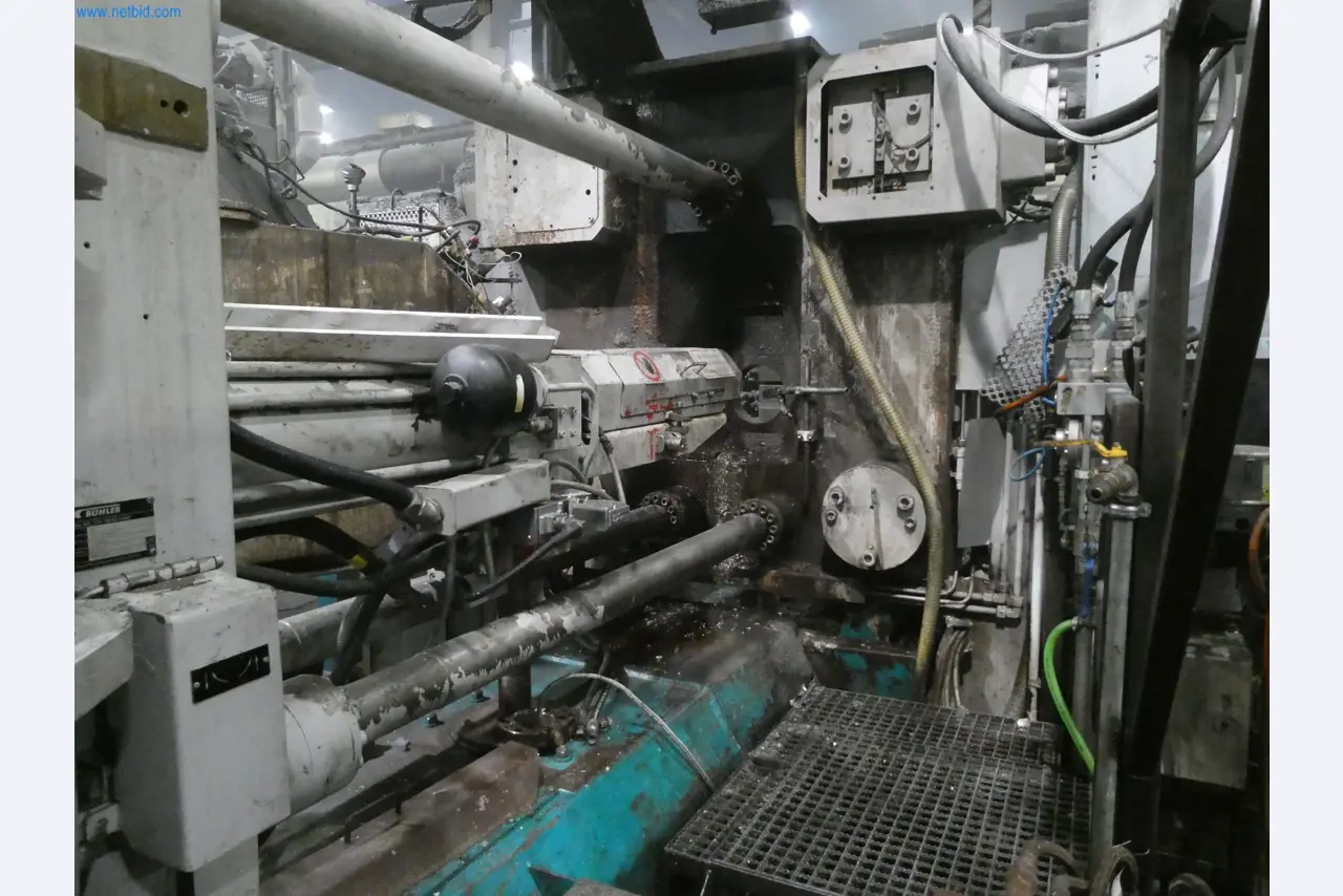 Machines & systems for light metal die casting (powertrain & structural parts)-12