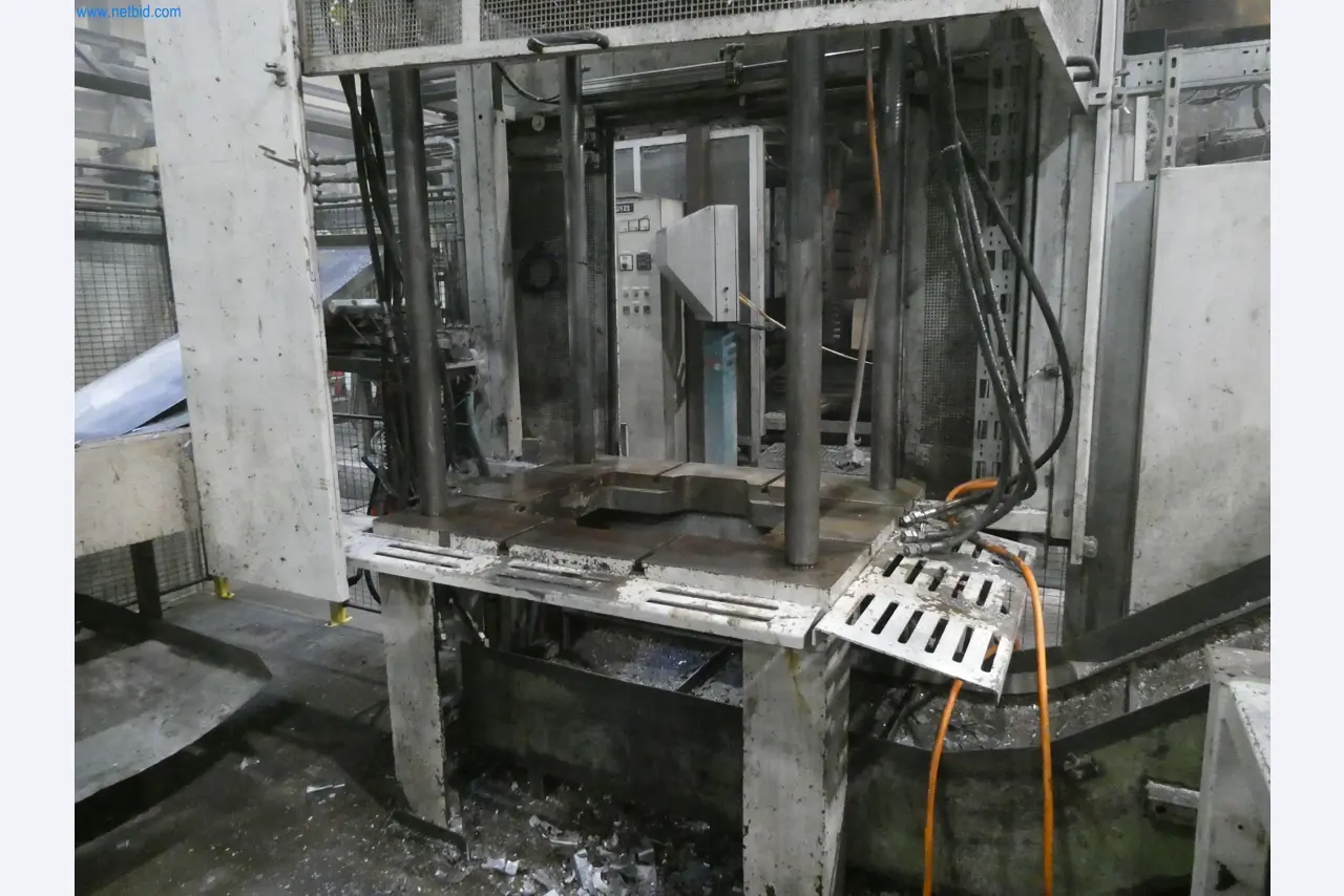 Machines & systems for light metal die casting (powertrain & structural parts)-17