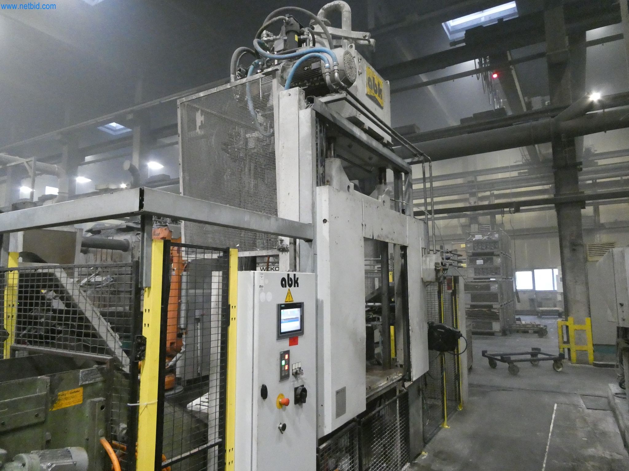 Machines & systems for light metal die casting (powertrain & structural parts)-20