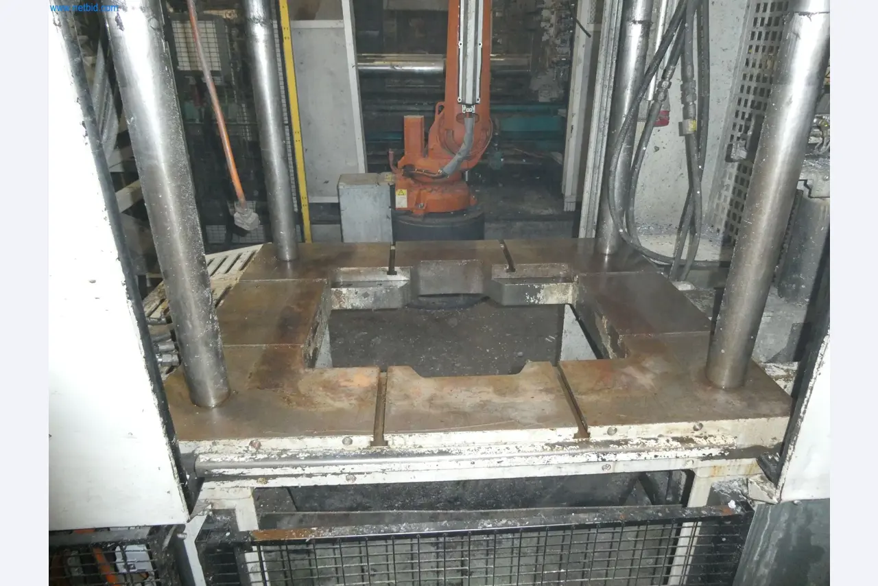 Machines & systems for light metal die casting (powertrain & structural parts)-23