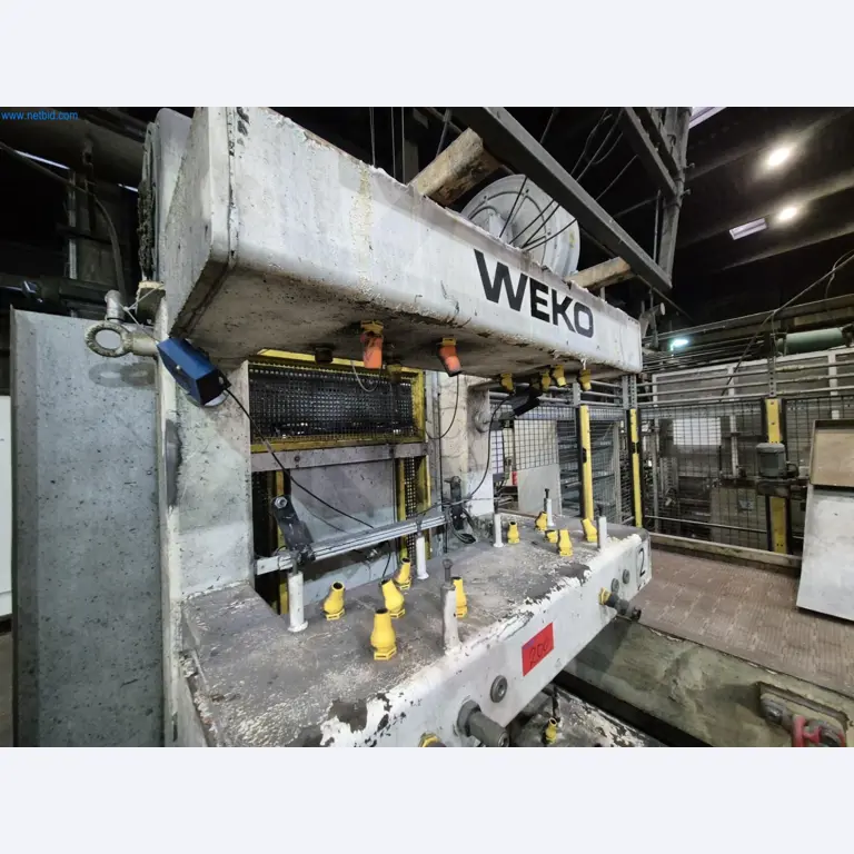 Máquinas y sistemas para la fundición a presión de metales ligeros (piezas estructurales y de la cadena cinemática)-1