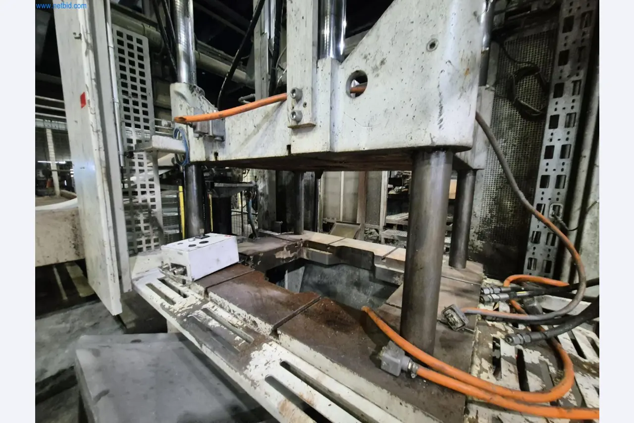 Máquinas y sistemas para la fundición a presión de metales ligeros (piezas estructurales y de la cadena cinemática)-2