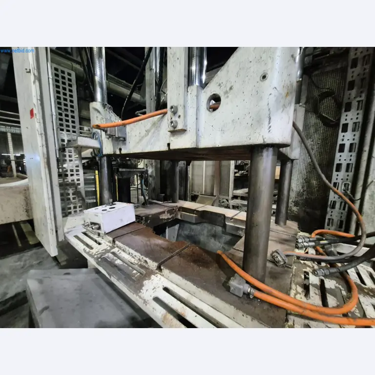 Máquinas y sistemas para la fundición a presión de metales ligeros (piezas estructurales y de la cadena cinemática)-2