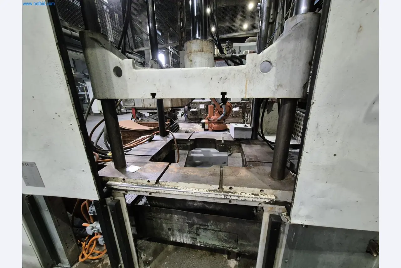 Máquinas y sistemas para la fundición a presión de metales ligeros (piezas estructurales y de la cadena cinemática)-6