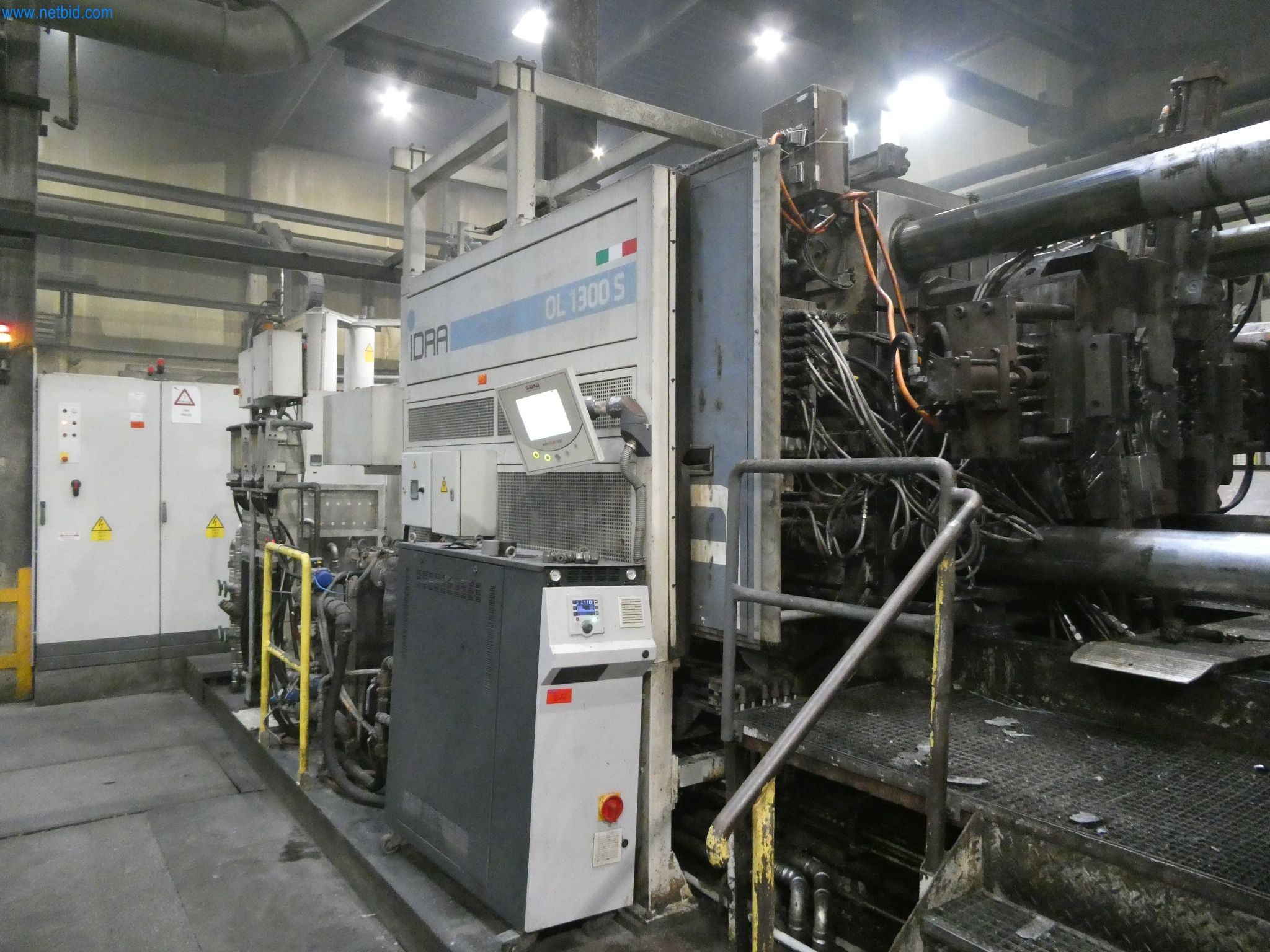 Machines & systems for light metal die casting (powertrain & structural parts)-6