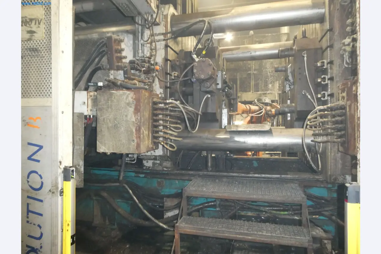 Machines & systems for light metal die casting (powertrain & structural parts)-10