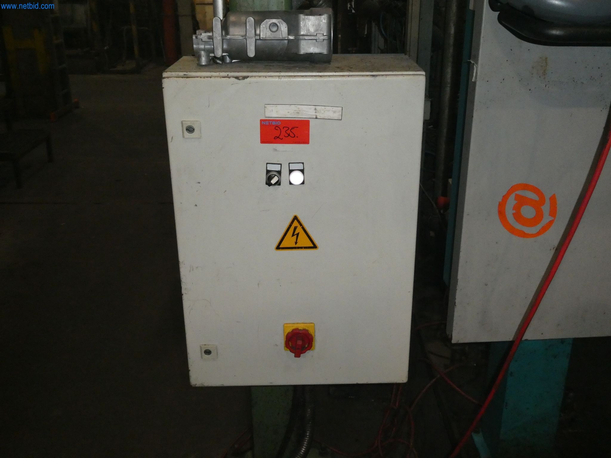 Machines & systems for light metal die casting (powertrain & structural parts)-13