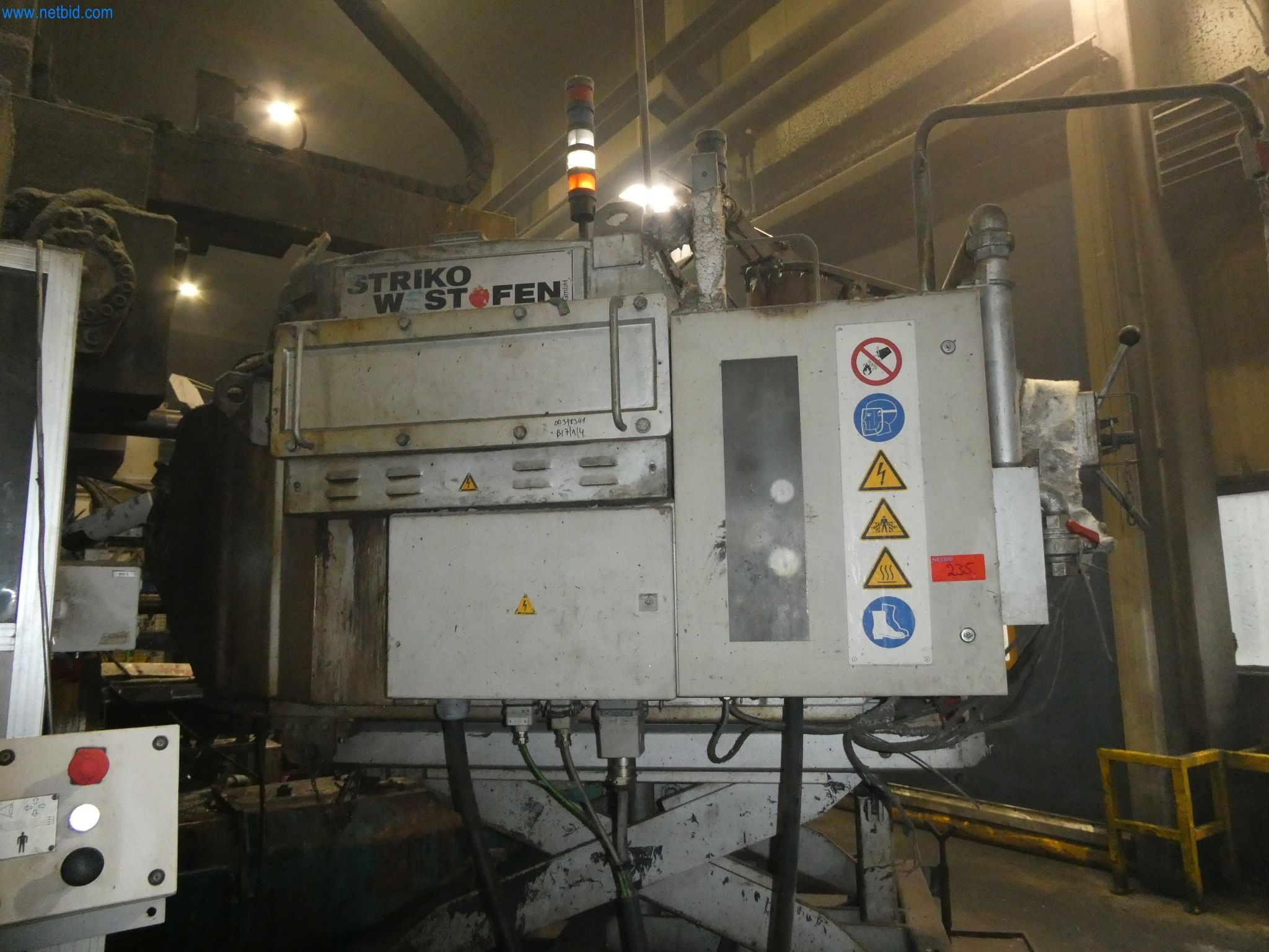 Machines & systems for light metal die casting (powertrain & structural parts)-16