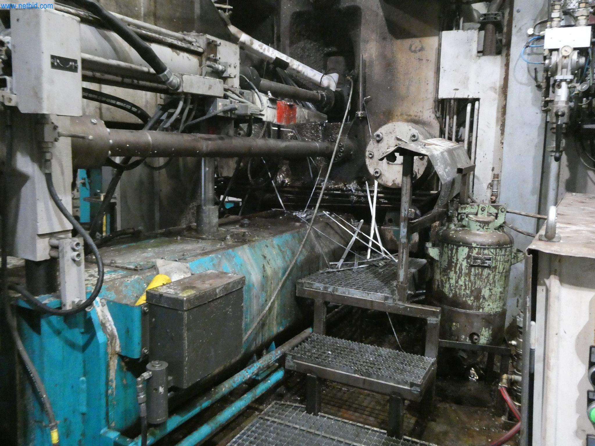 Machines & systems for light metal die casting (powertrain & structural parts)-23