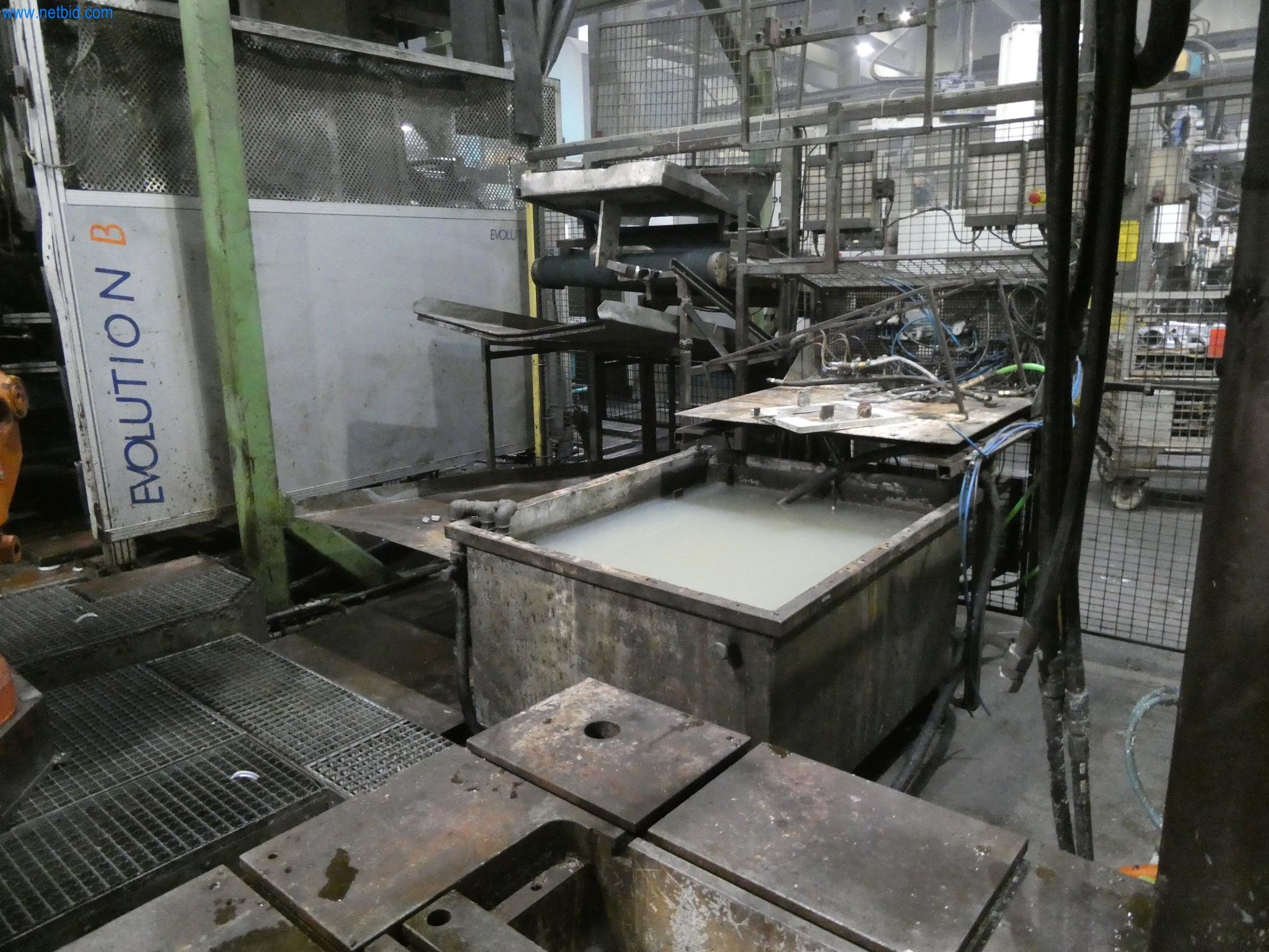 Machines & systems for light metal die casting (powertrain & structural parts)-28