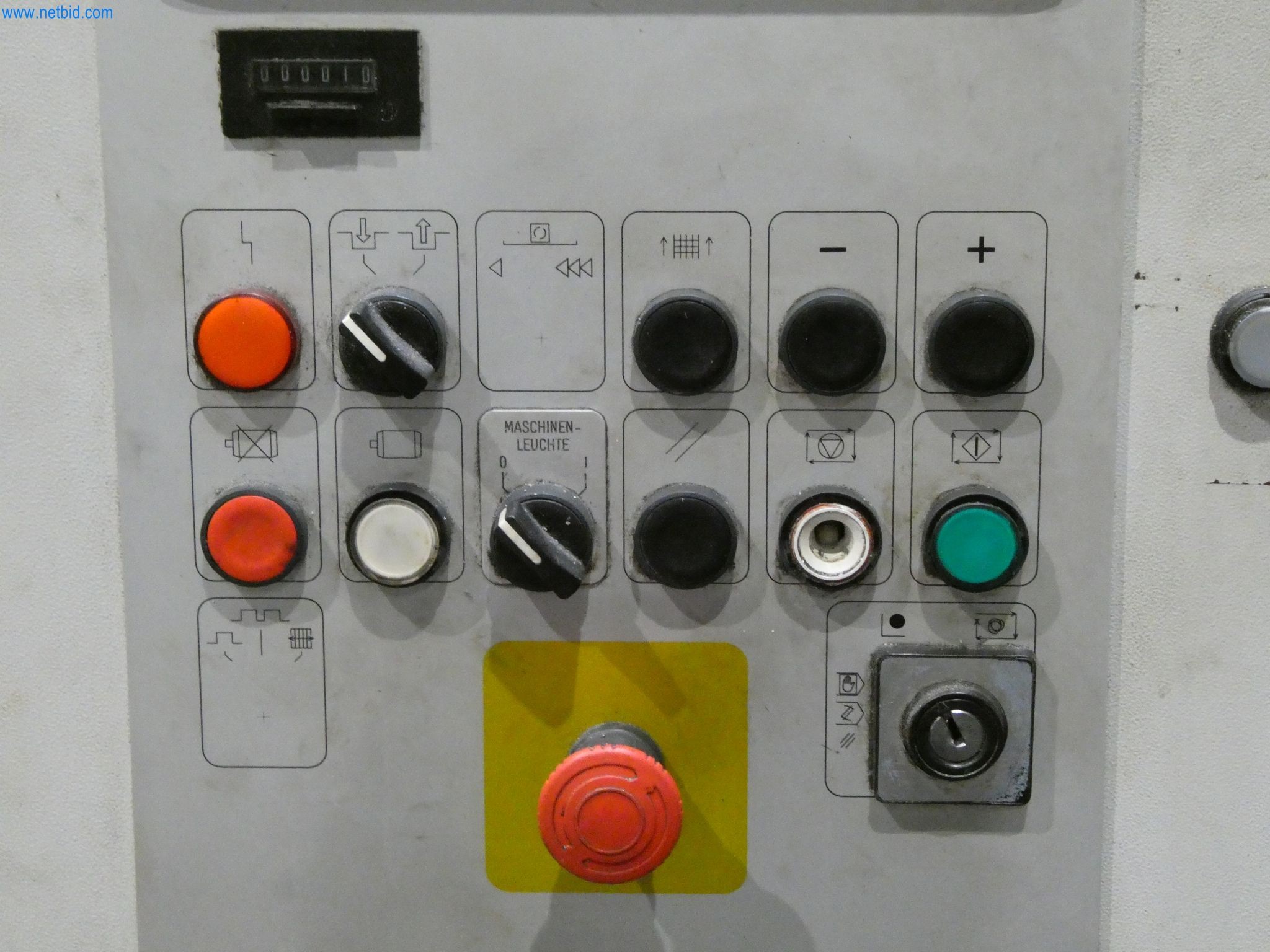 Machines & systems for light metal die casting (powertrain & structural parts)-33