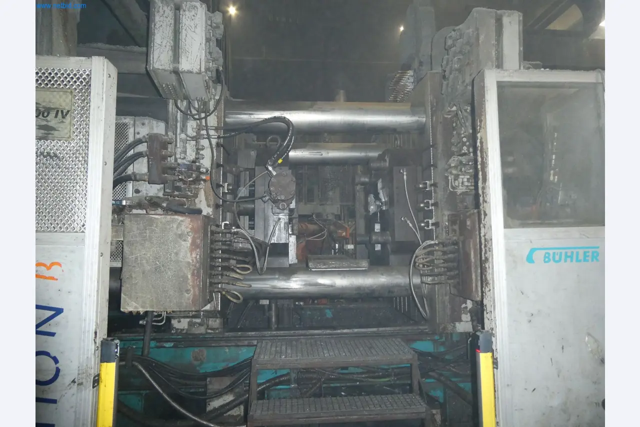 Machines & systems for light metal die casting (powertrain & structural parts)-5