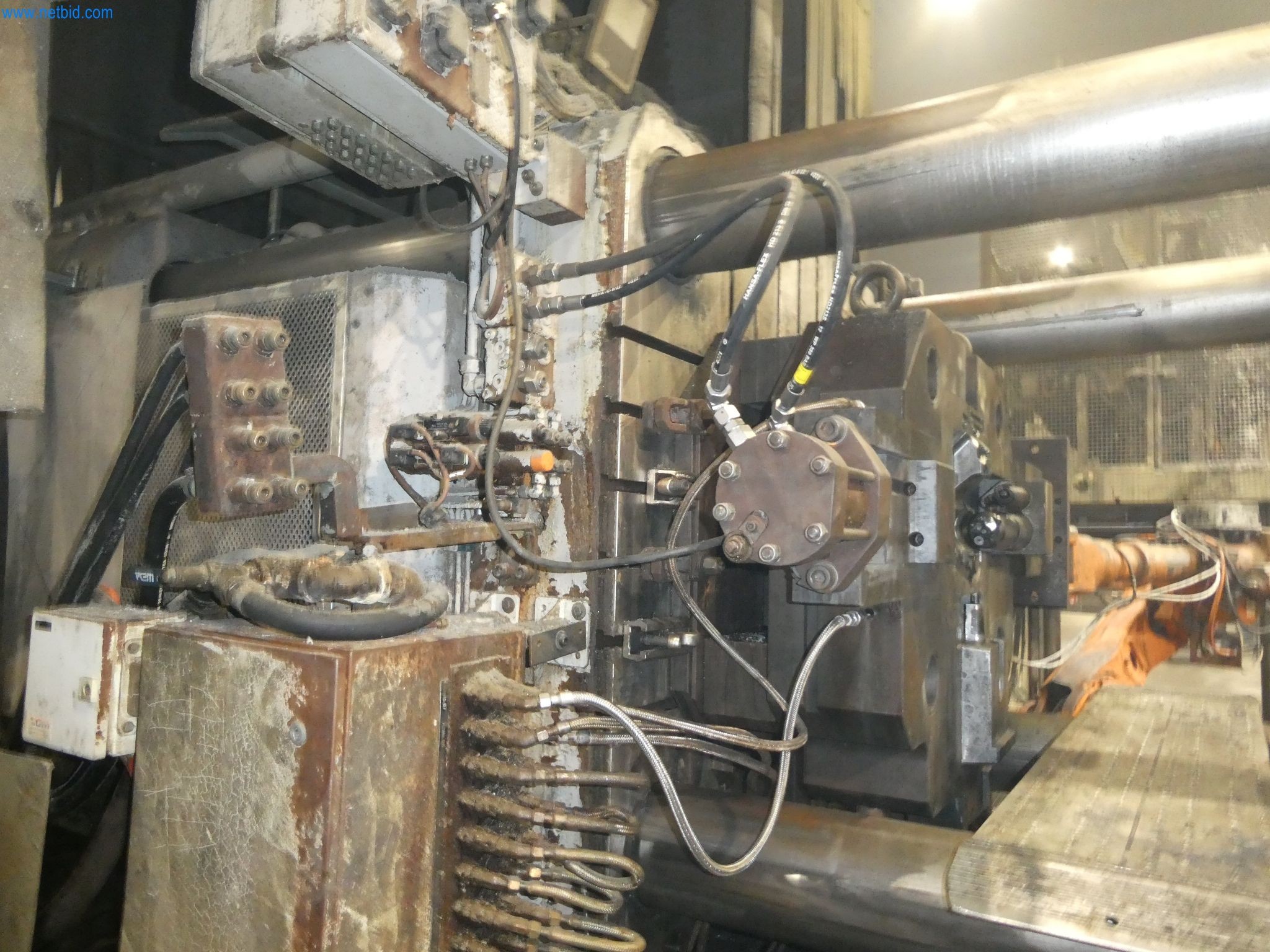 Machines & systems for light metal die casting (powertrain & structural parts)-7