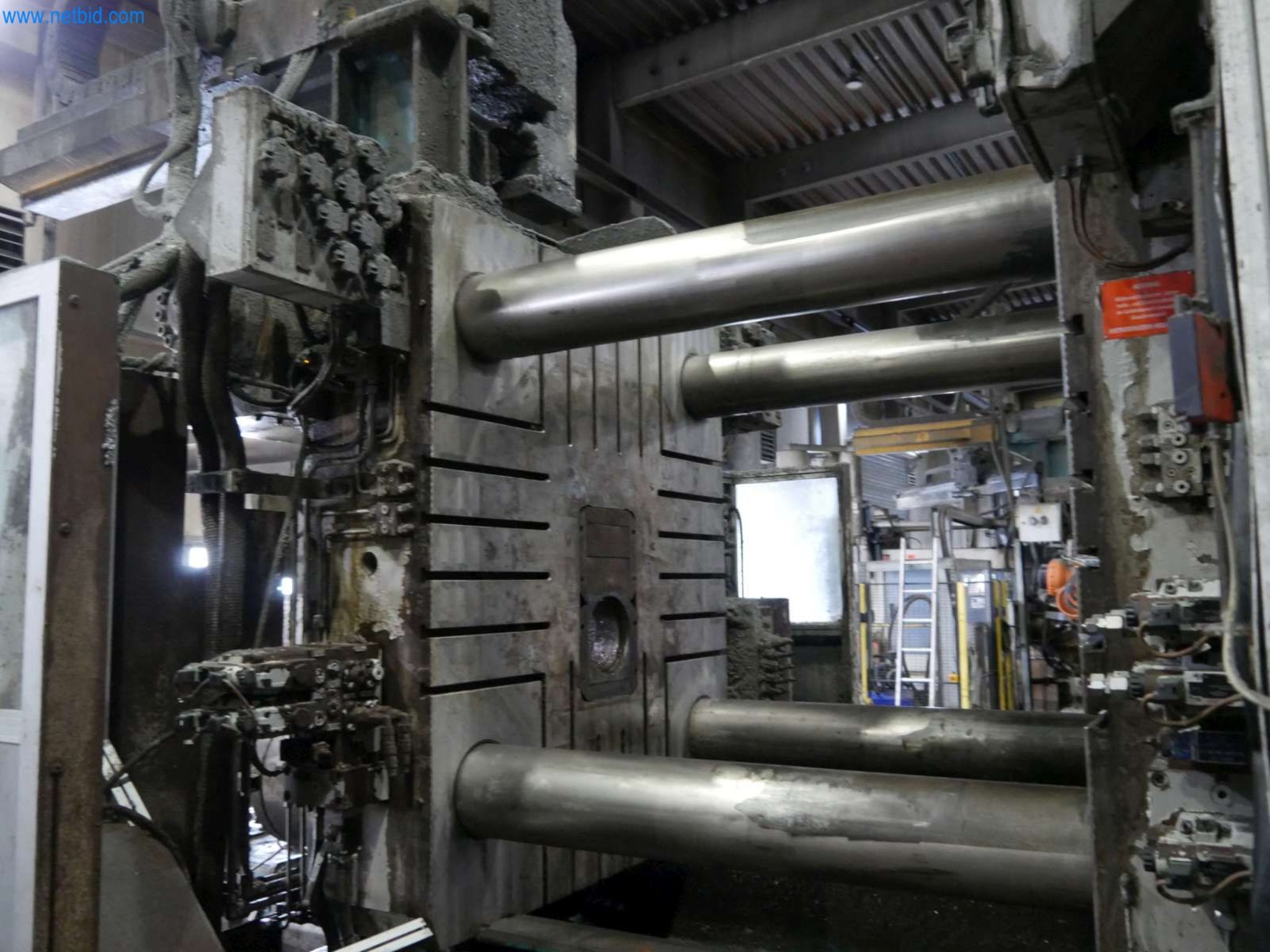 Machines & systems for light metal die casting (powertrain & structural parts)-13