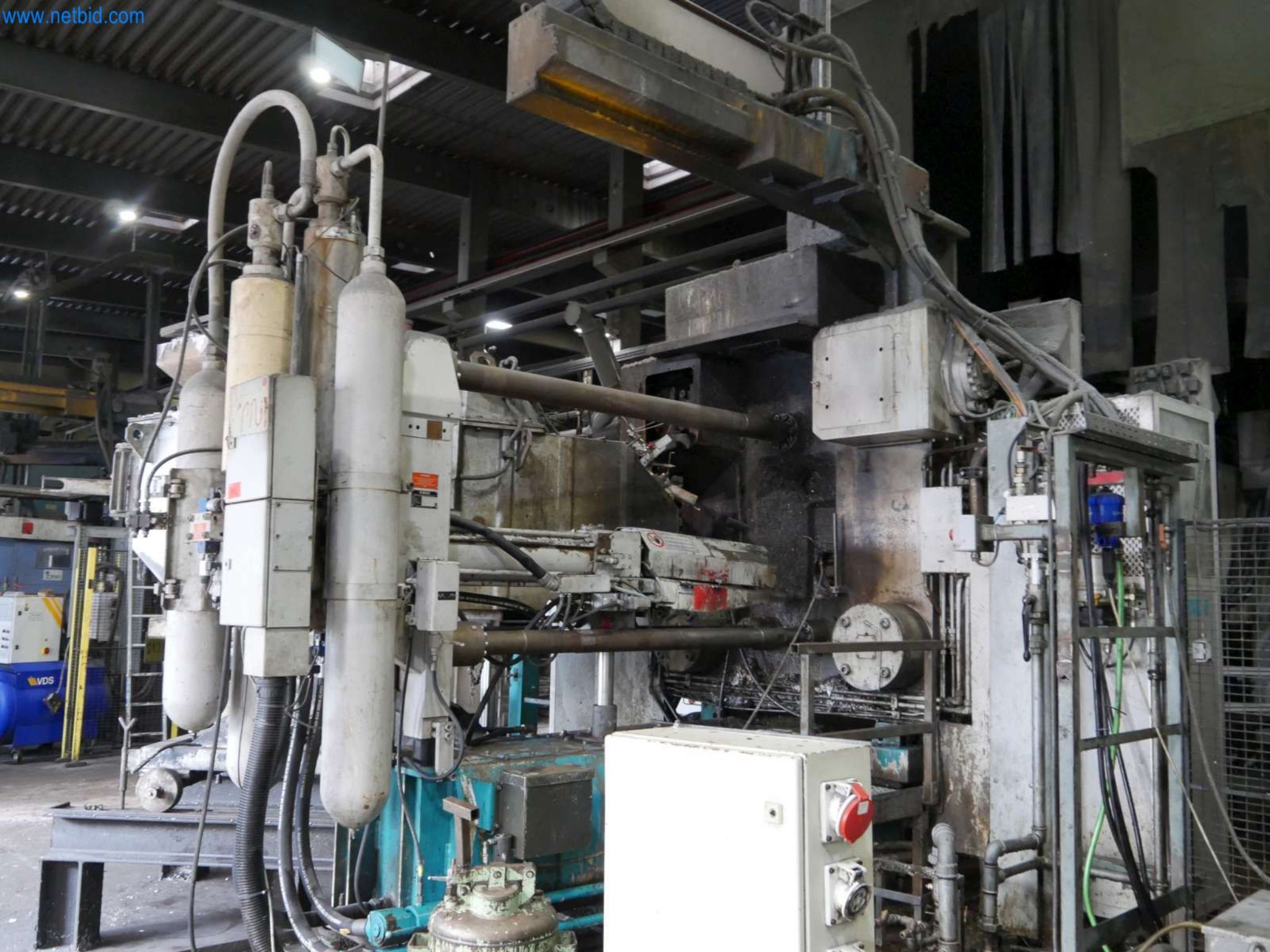 Machines & systems for light metal die casting (powertrain & structural parts)-17