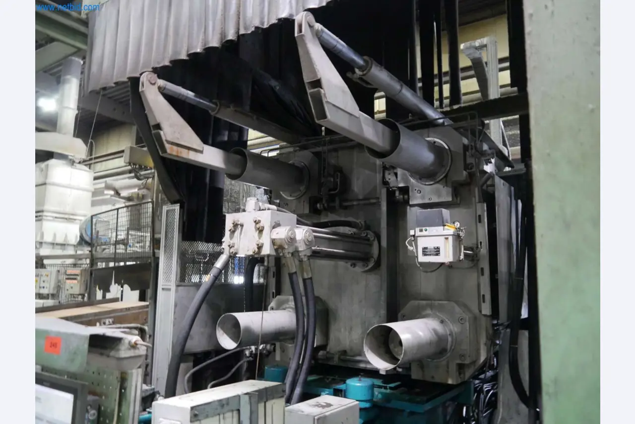 Machines & systems for light metal die casting (powertrain & structural parts)-8