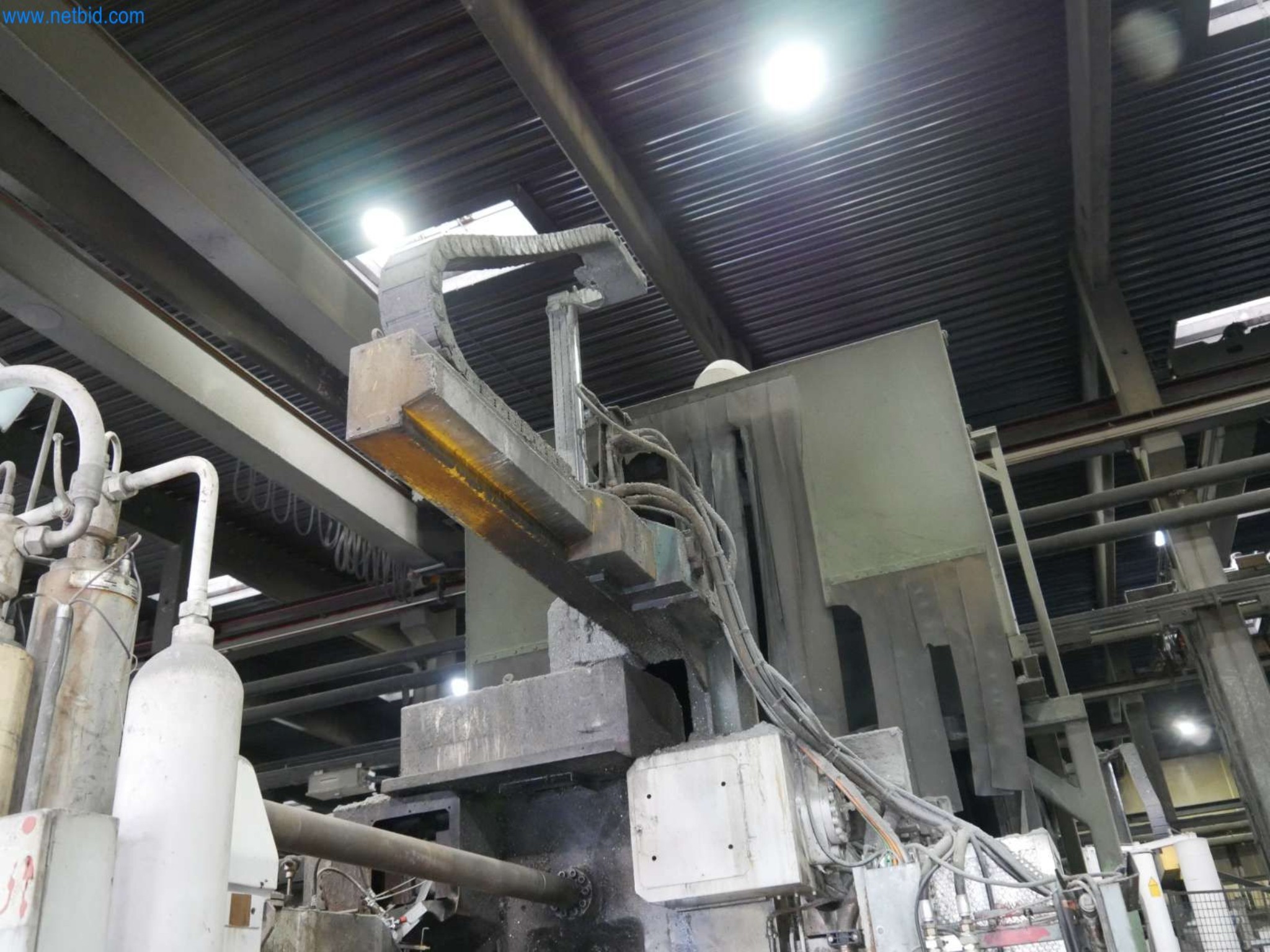 Machines & systems for light metal die casting (powertrain & structural parts)-3