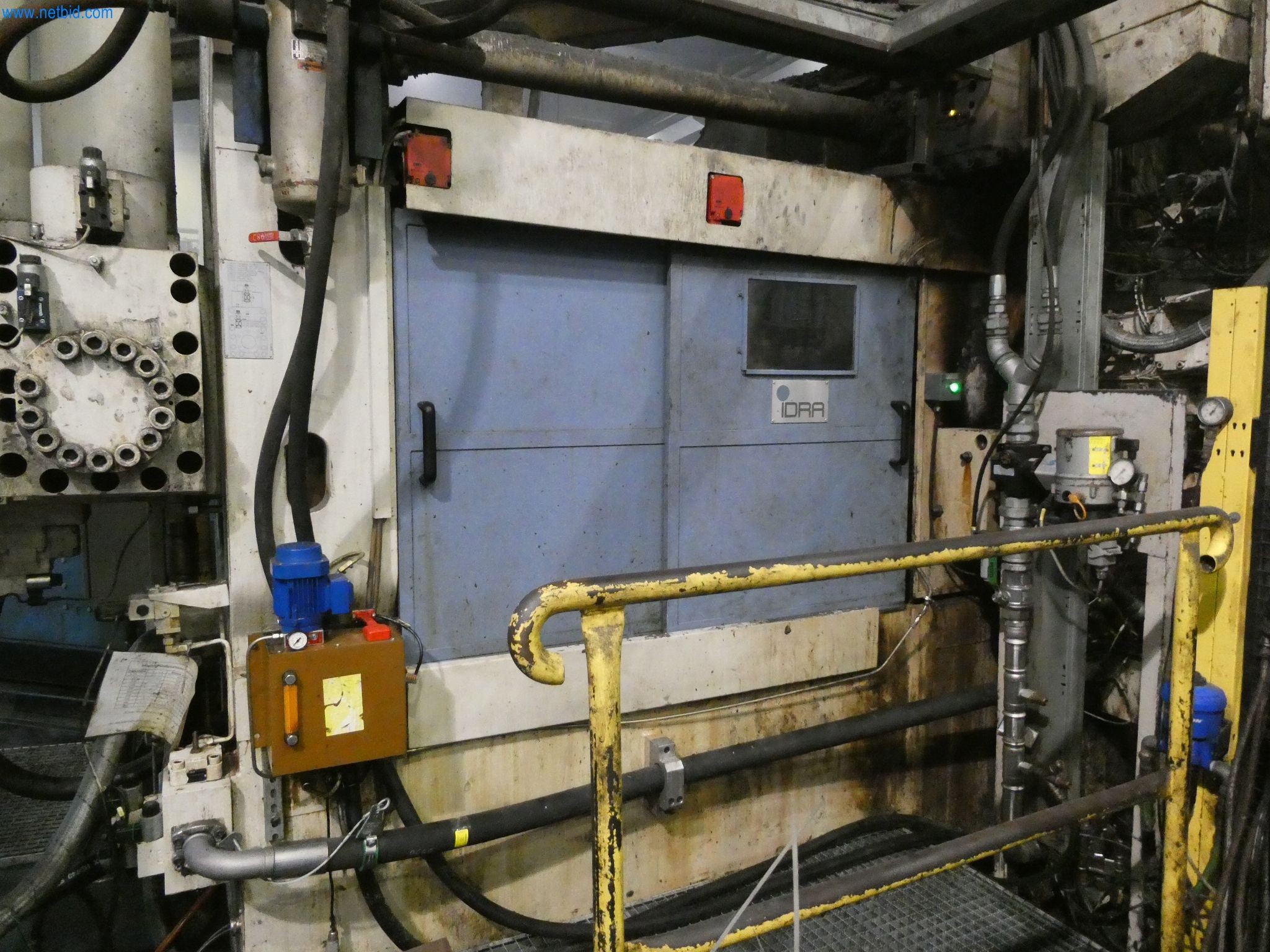 Machines & systems for light metal die casting (powertrain & structural parts)-11