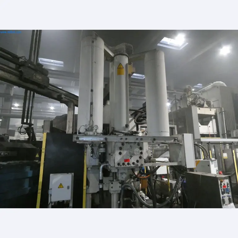 Machines & systems for light metal die casting (powertrain & structural parts)-12