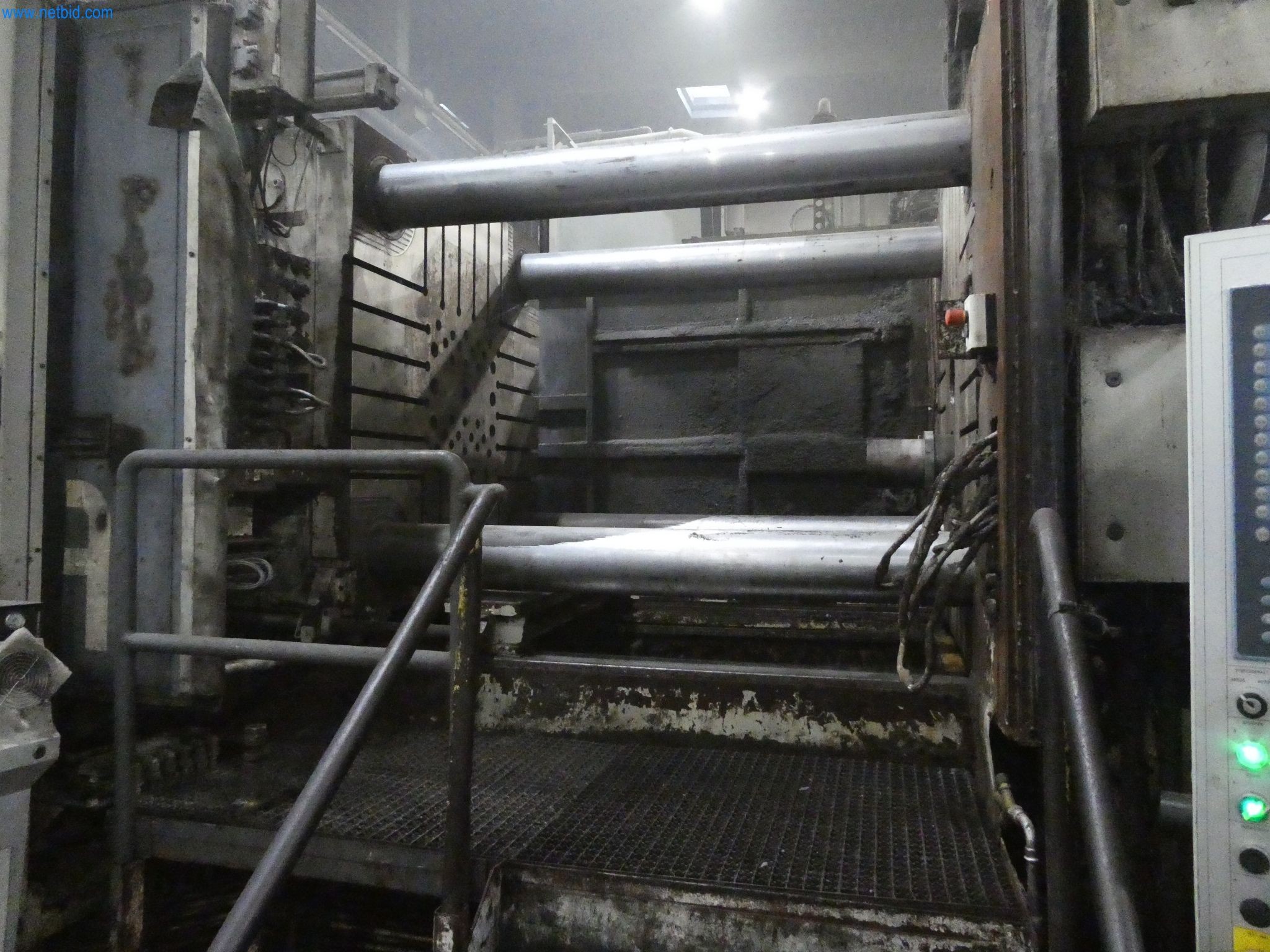 Machines & systems for light metal die casting (powertrain & structural parts)-20