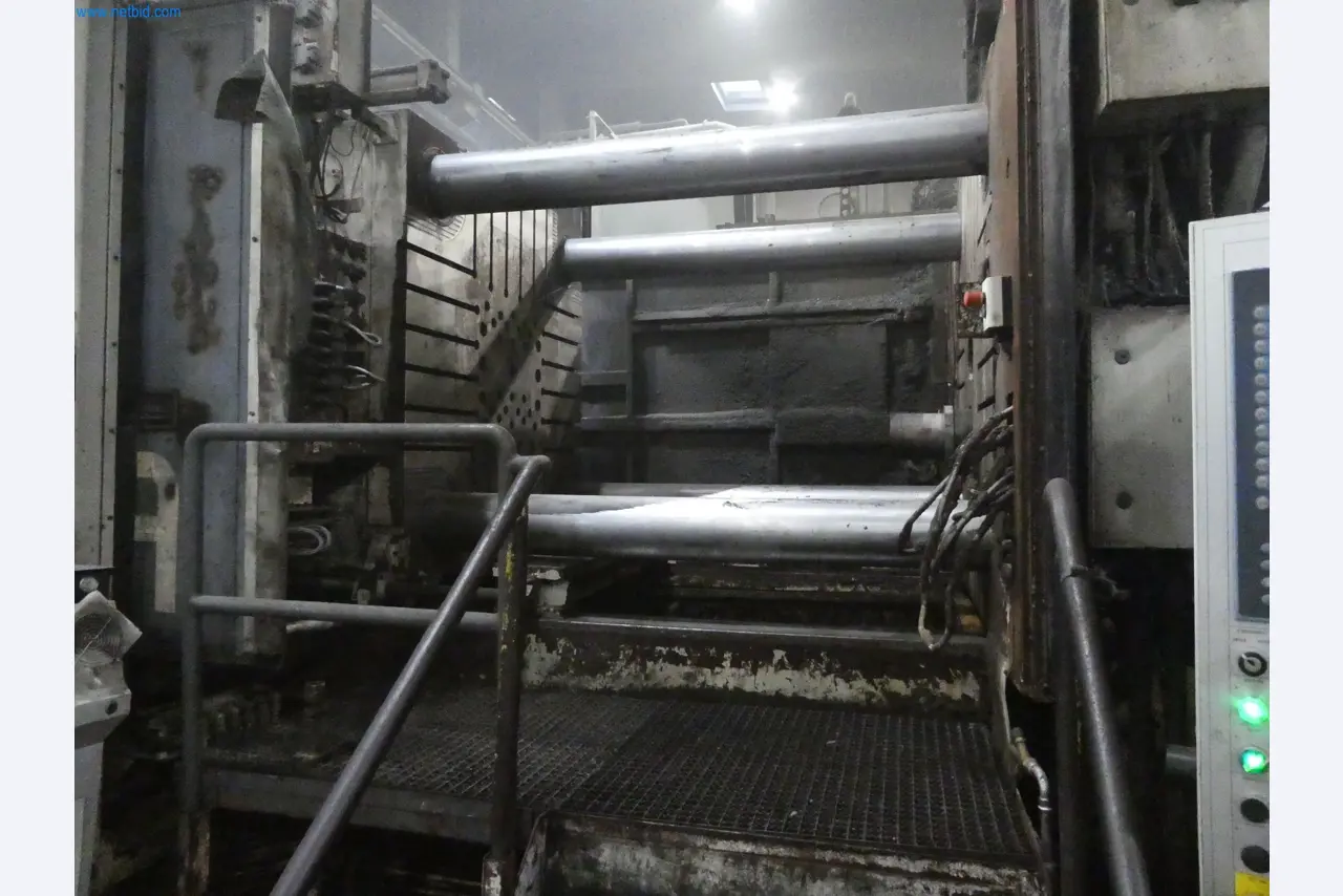 Machines & systems for light metal die casting (powertrain & structural parts)-20