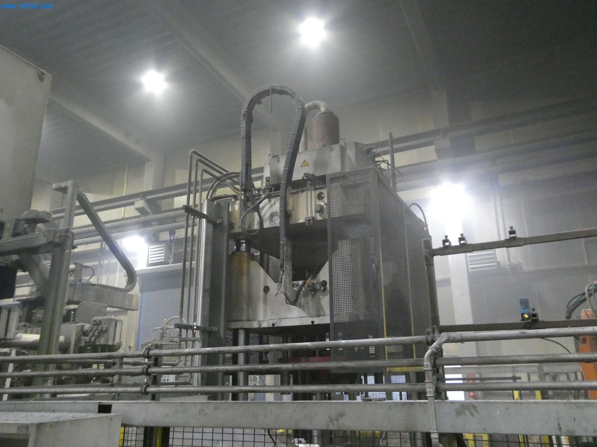 Machines & systems for light metal die casting (powertrain & structural parts)-27