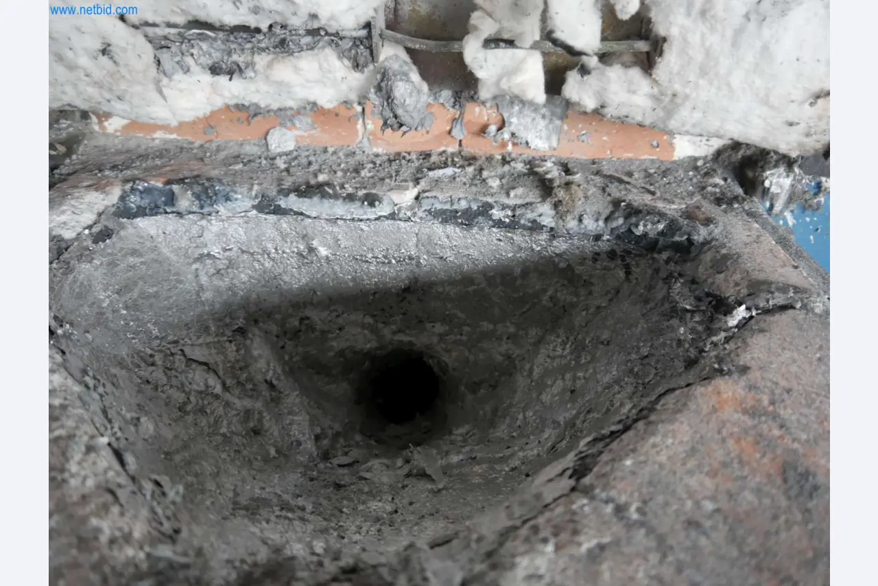 Stroje a systémy pro tlakové lití lehkých kovů (hnací ústrojí a konstrukční díly)-31