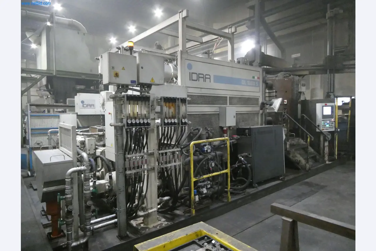 Machines & systems for light metal die casting (powertrain & structural parts)-3