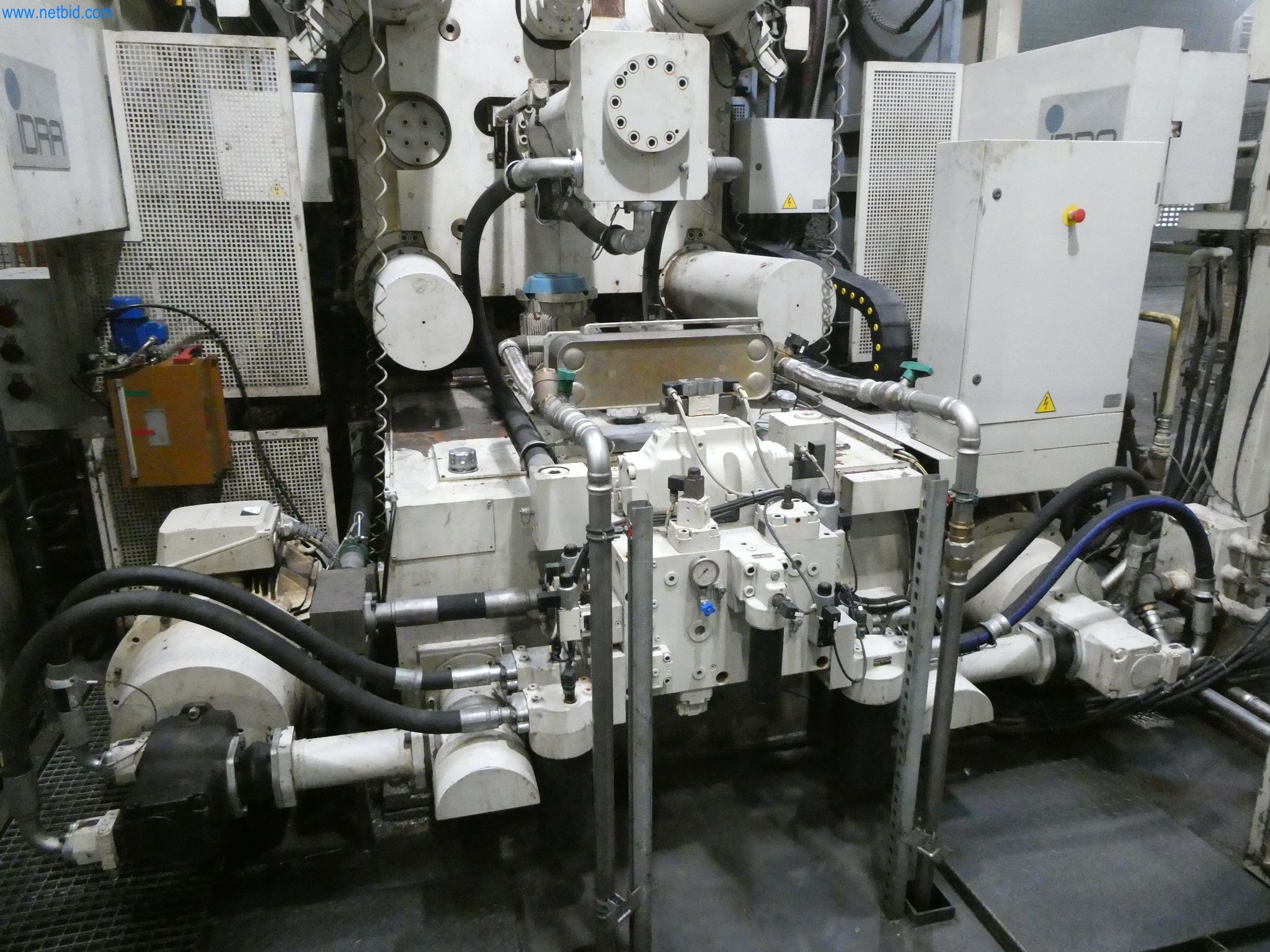 Machines & systems for light metal die casting (powertrain & structural parts)-5