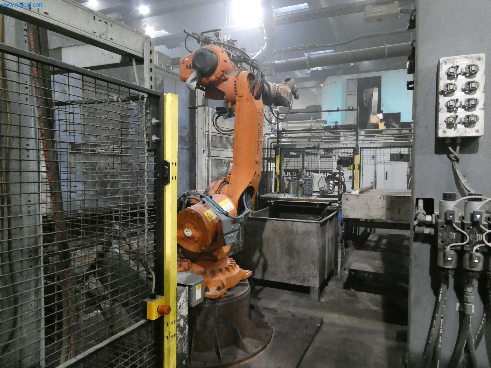 Machines & systems for light metal die casting (powertrain & structural parts)-8