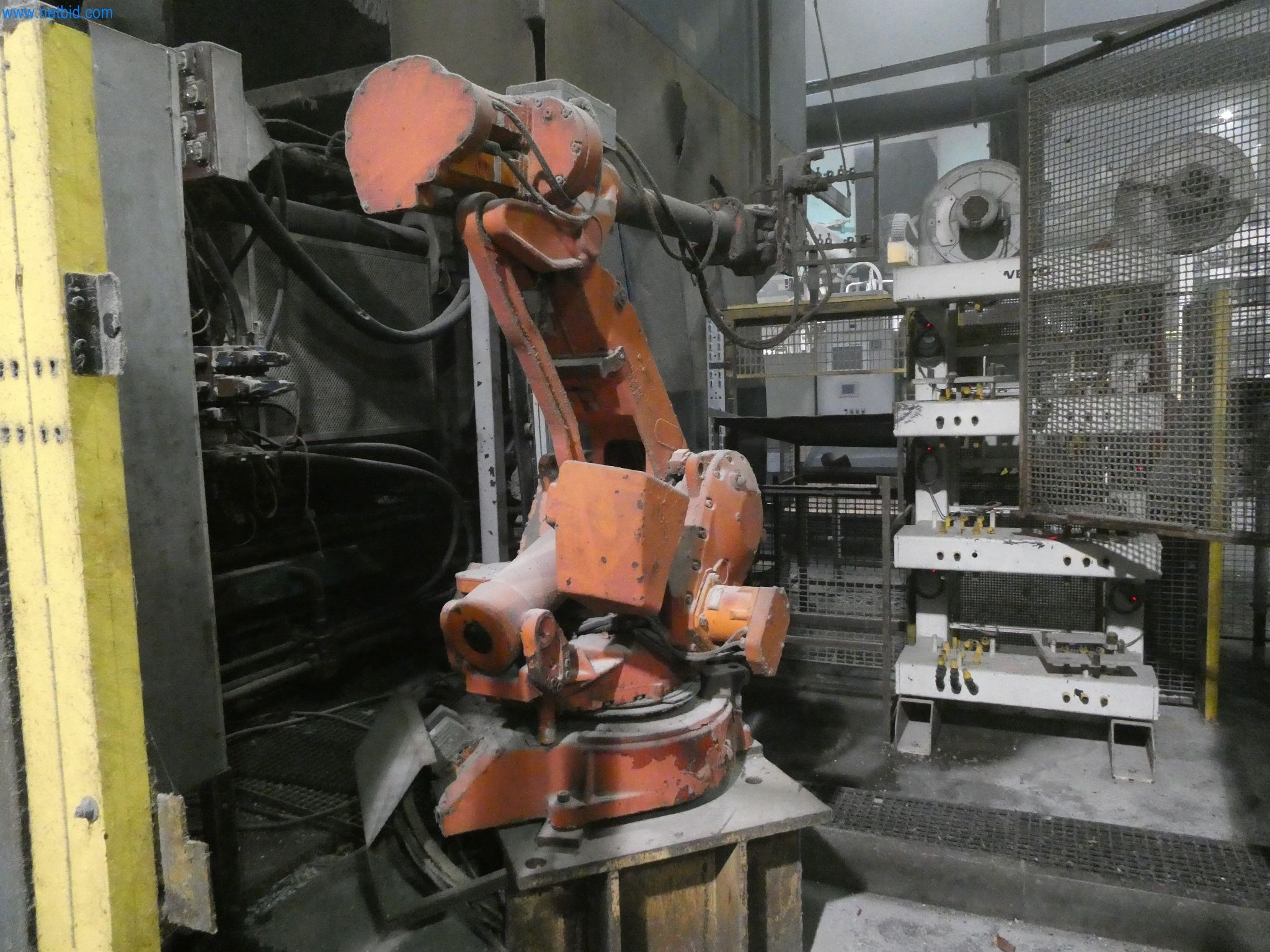 Machines & systems for light metal die casting (powertrain & structural parts)-11