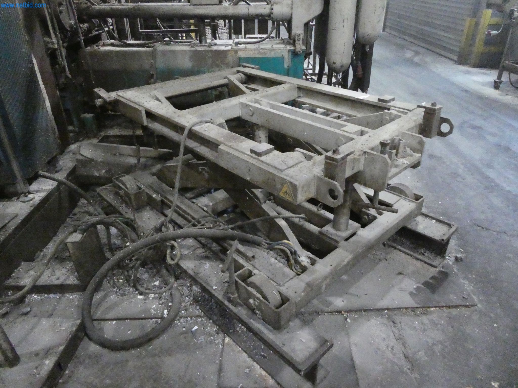 Machines & systems for light metal die casting (powertrain & structural parts)-18