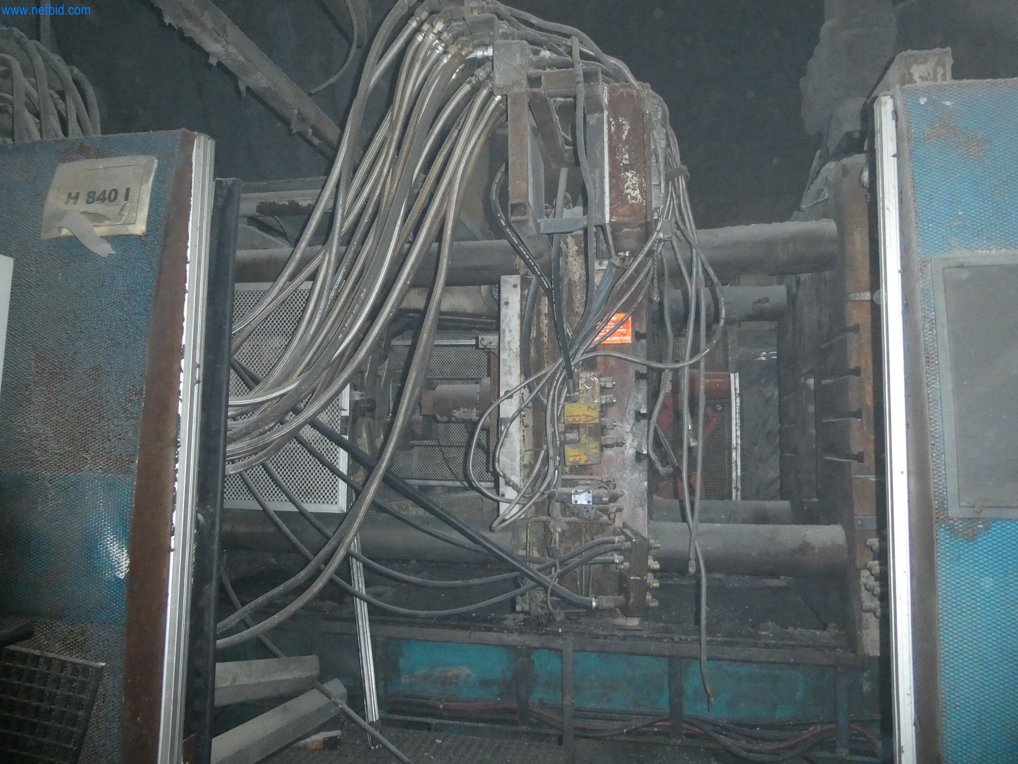 Machines & systems for light metal die casting (powertrain & structural parts)-21