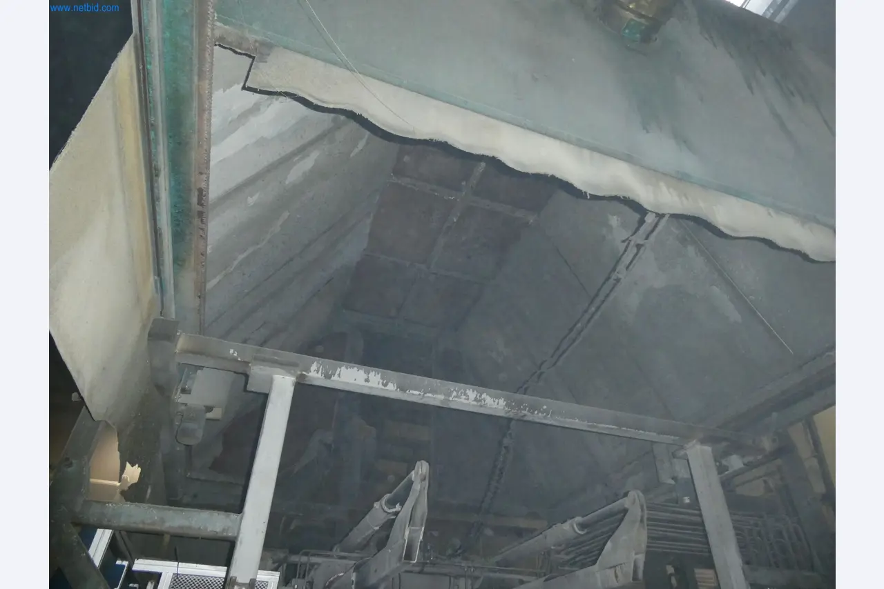 Machines & systems for light metal die casting (powertrain & structural parts)-24